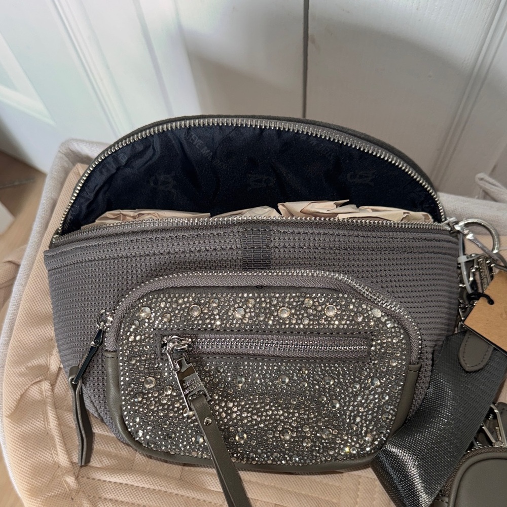Gray Sparkle Crossbody Belt Bag - Picture 11 of 12